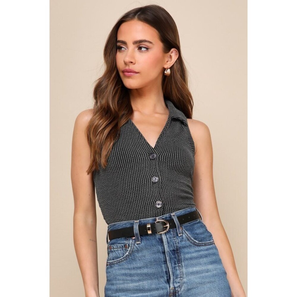 Feeling Trendy Charcoal Grey Textured Ribbed Collared Tank Top